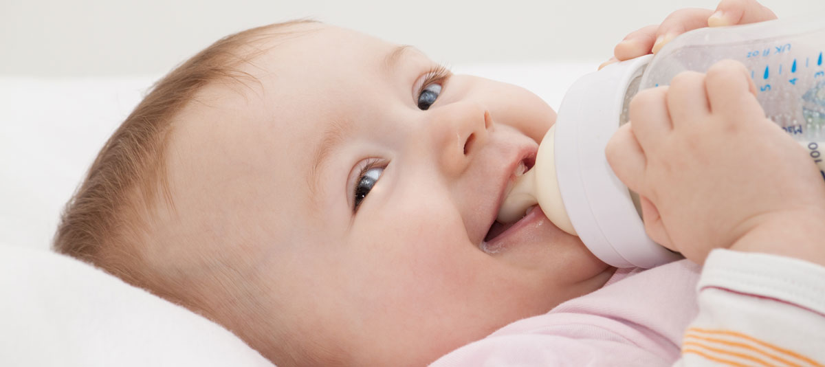 Babytrinkwasser Foto AdobeStock ManEtli